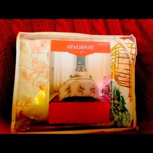 Duvet cover and pillow sham